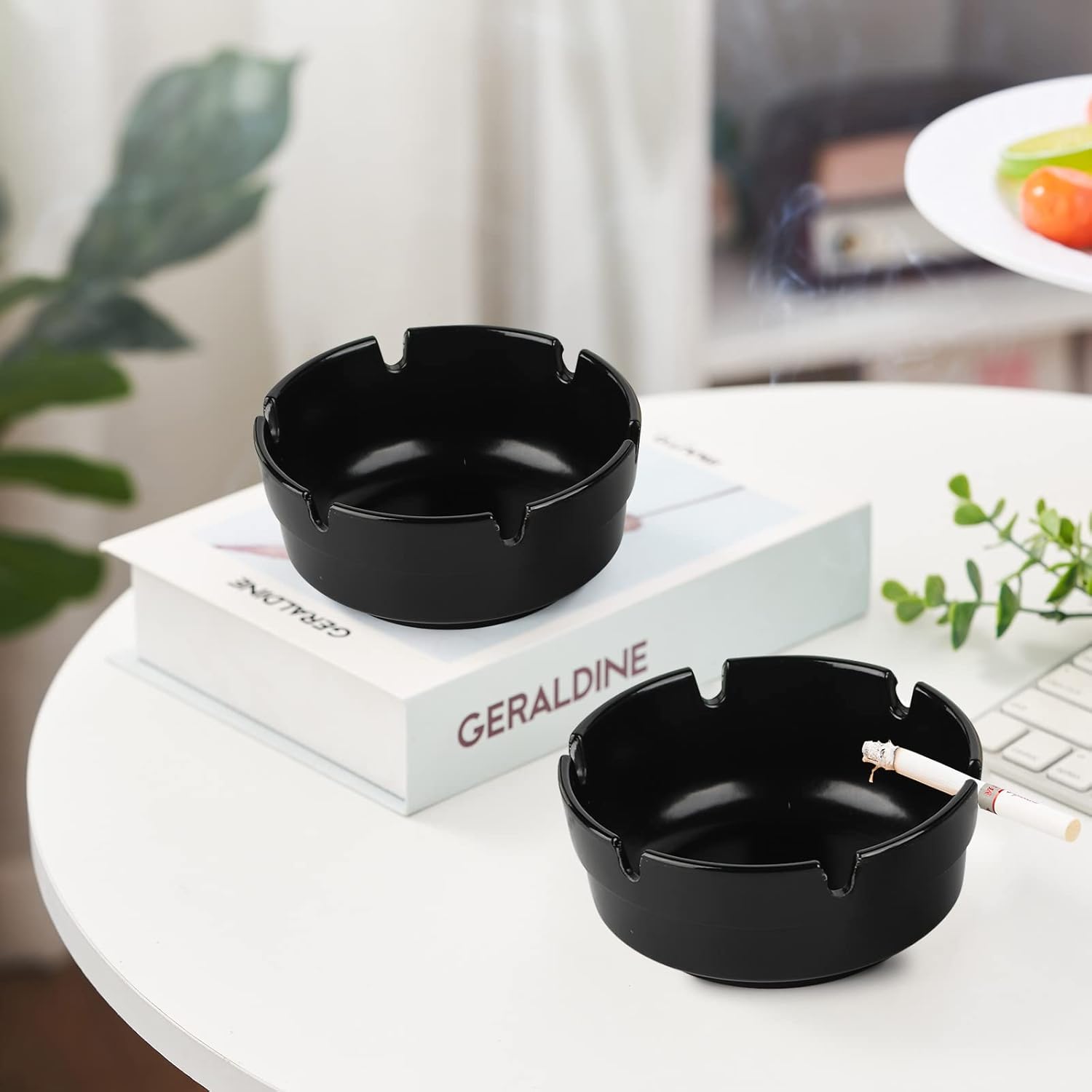 6Pcs Stackable Black Ashtray Set for Home and Outdoor Use