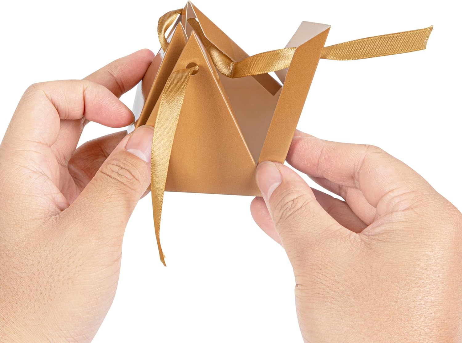 Restaurantware Pyramid Favor Boxes 3x3x3 Inch 100 Pack