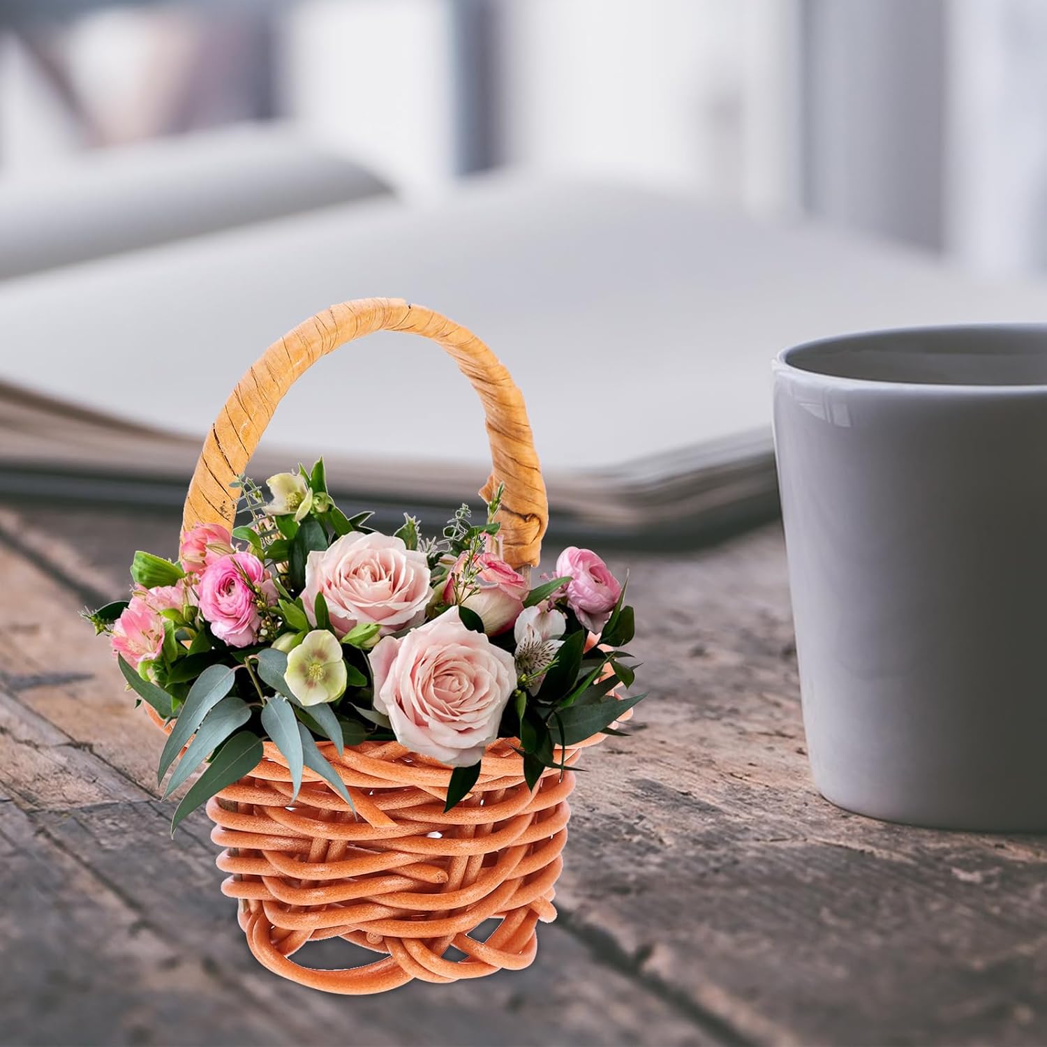 10Pcs Mini Woven Baskets with Handles for Party Favors