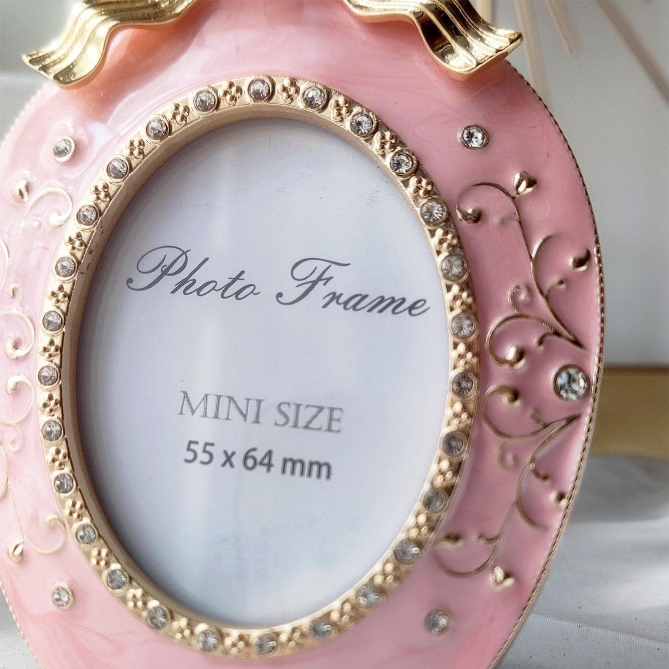 Mini Perfume Bottle Shaped Metal Photo Frame Pink
