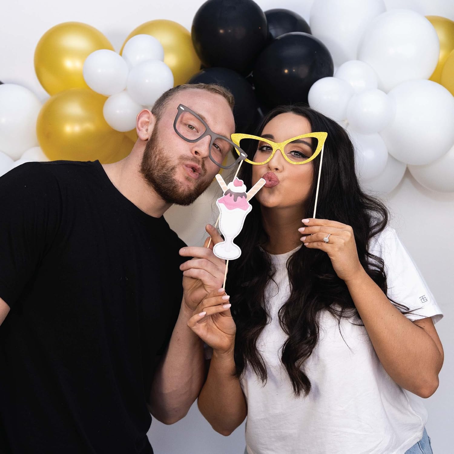 50s Photo Booth Props - 41-Piece Diner Party Kit