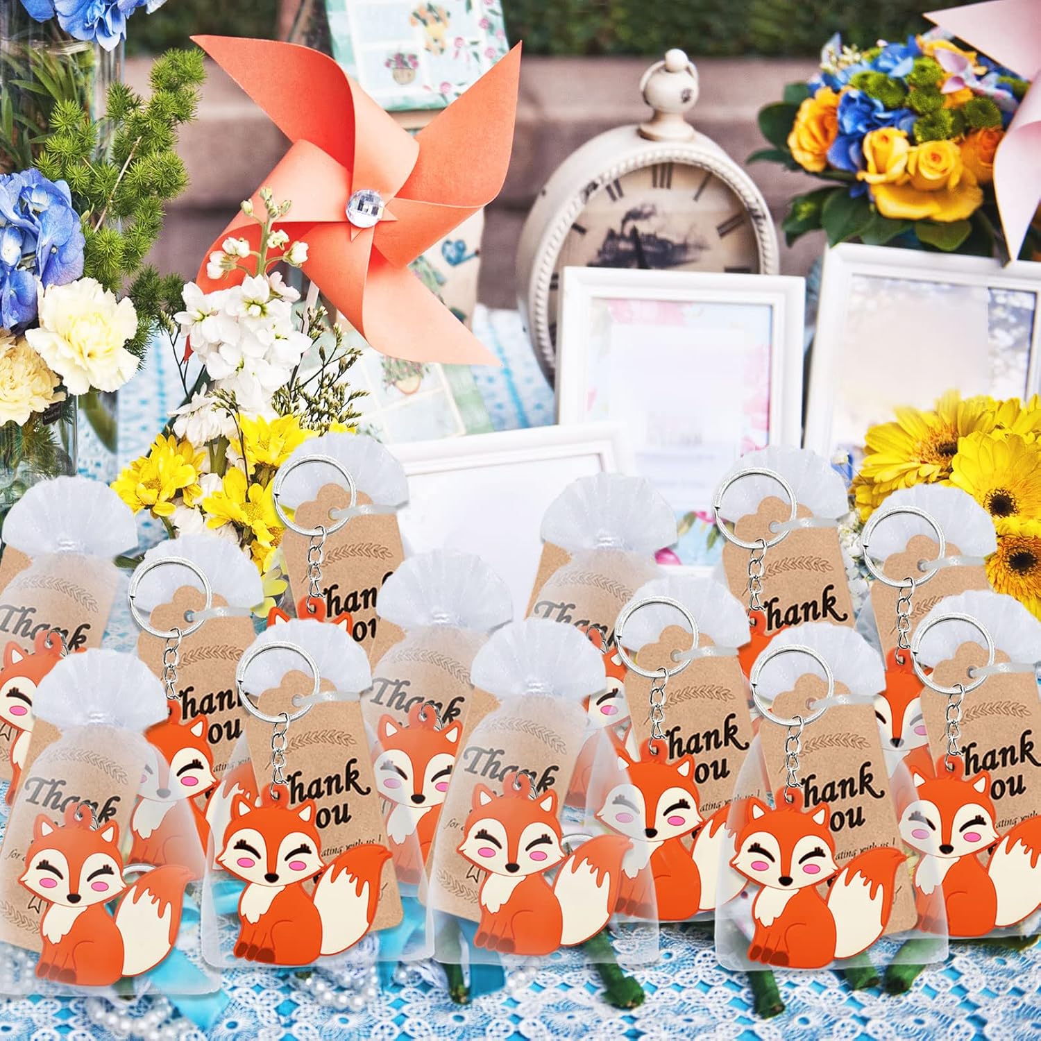 40 Pack Fox Keyring Party Favor for Wild Themed Events