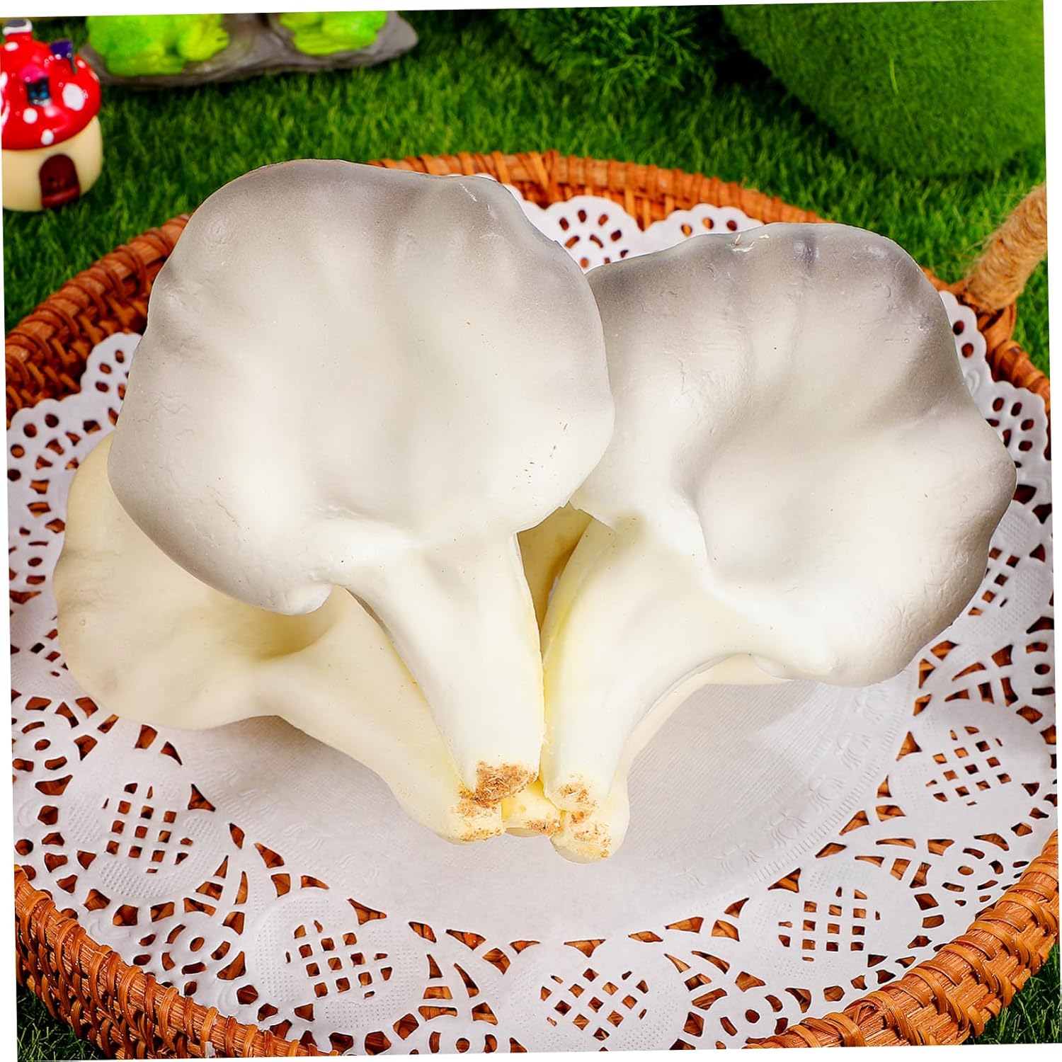 Ciieeo Realistic Faux Straw Mushroom Decor Prop