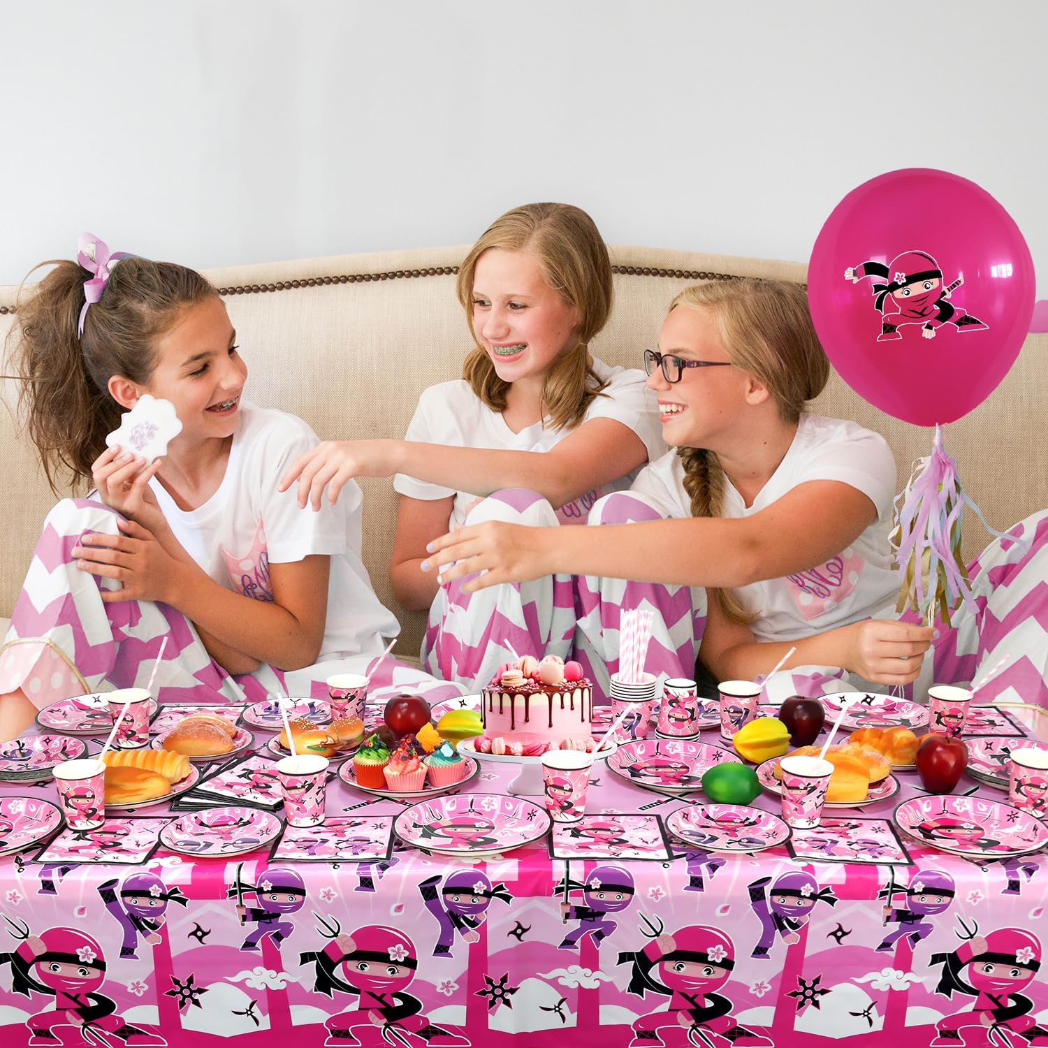 Ninja Girl Party Tableware Set for 40 Guests